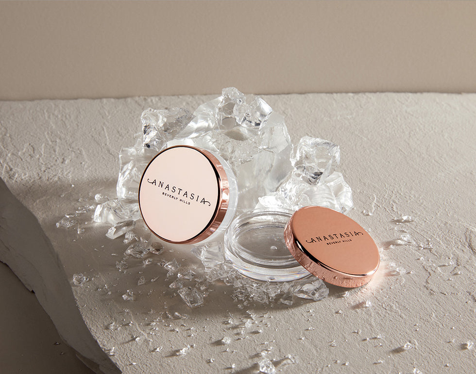 Anastasia-Beverly-Hills-sminke-bryn