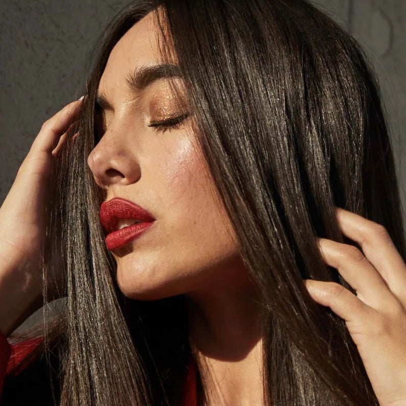 Good Behavior Spirulina Protein Smoothing Spray 186ml