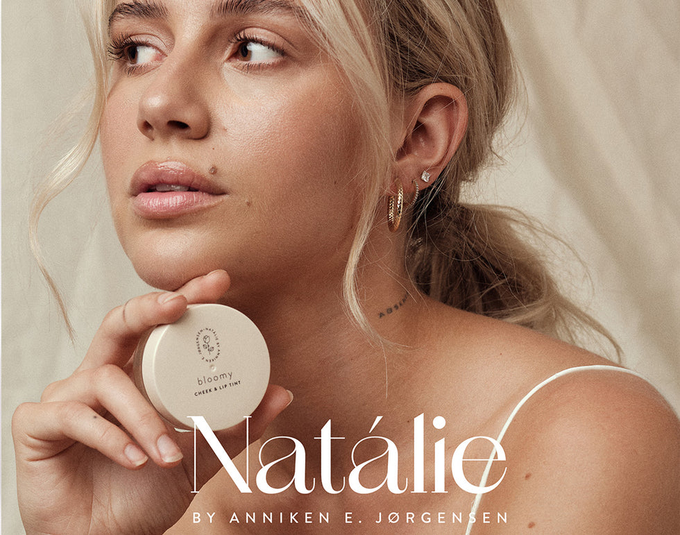 Natalie-Natálie-hudpleie-sminke-blush-highlighter-bloomy-browstylingwax