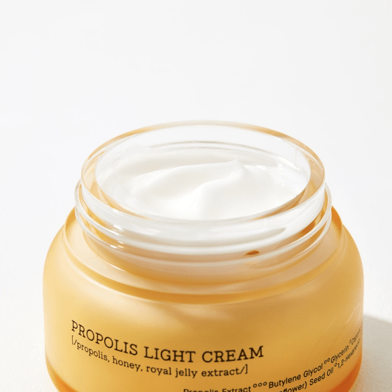 Full Fit Propolis Light Cream