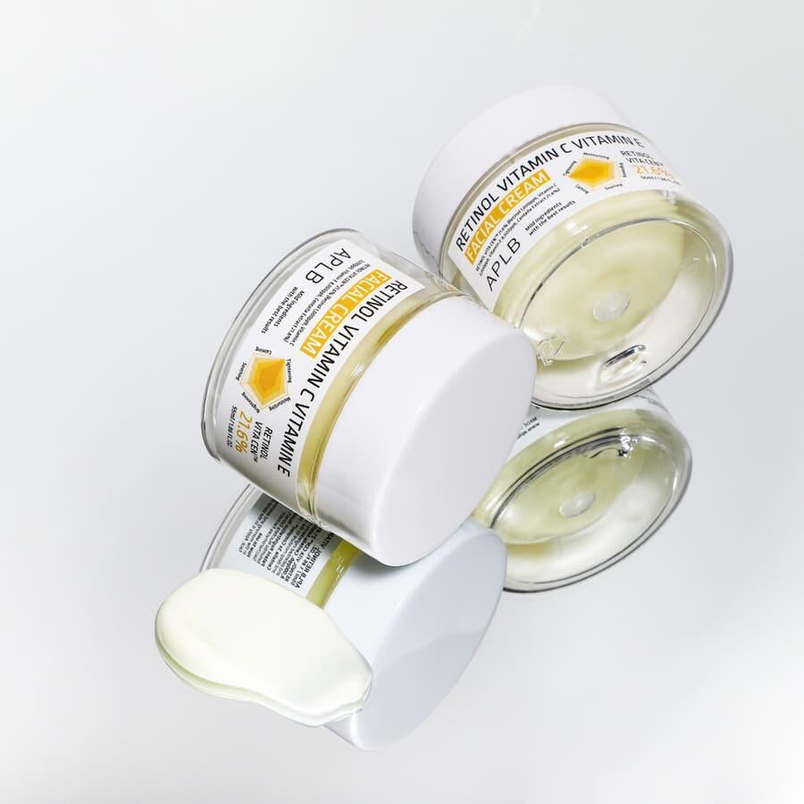 Retinol Vitamin C Vitamin E Facial Cream 55 ml